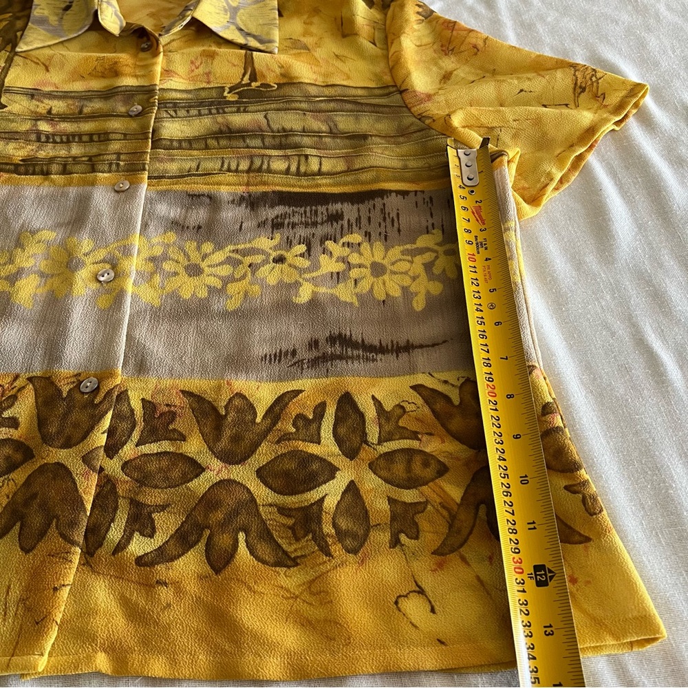 Vintage Hawaiian Yellow Organic Pattern Short Sleeve Button-Up Blouse - Picture 8 of 10